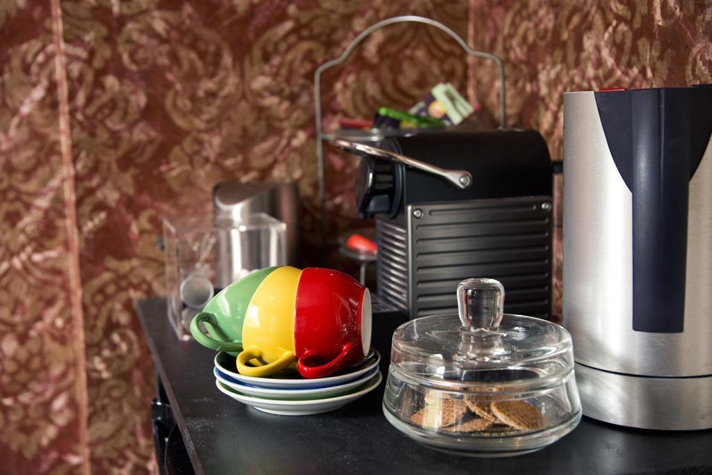 Ck58 Bed & Breakfast Den Haag Экстерьер фото